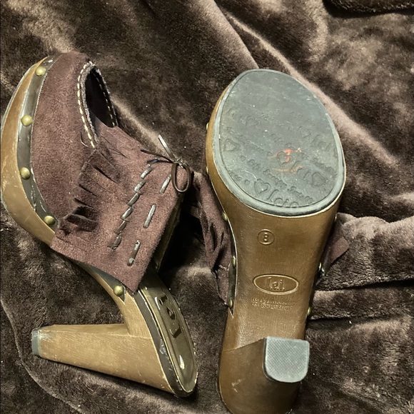 LEI Brown High Heel Slip in’s with tassels SZ 8 - Picture 2 of 2